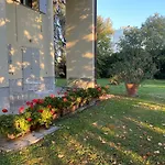 Acero Giallo Bed & Breakfast
