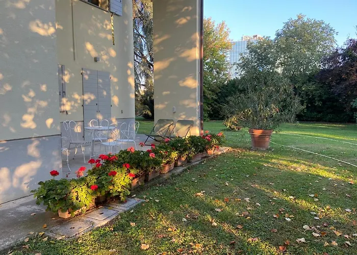 Acero Giallo Oda ve Kahvaltı