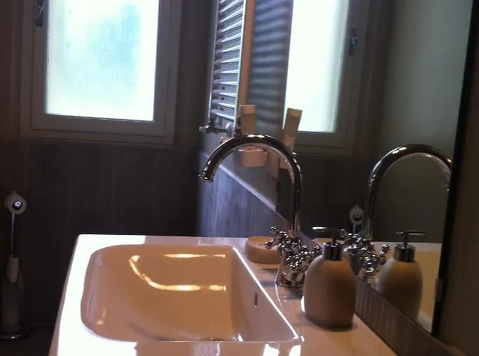 Acero Giallo Bed & Breakfast Parma